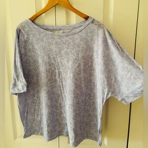 Zella Light Purple Patterned Short Sleeve Tee
